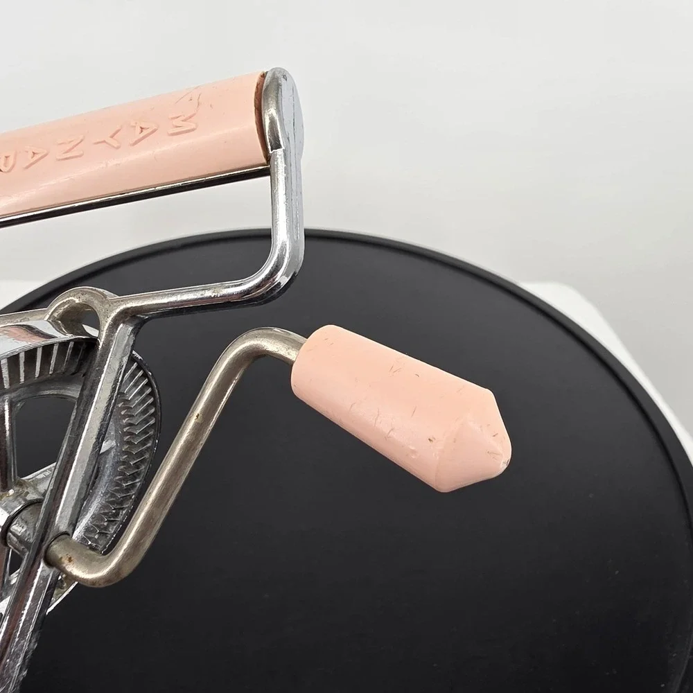 Vintage Maynard Hand Crank Egg Beater Stainless Steel Pink Handles Retro Kitchen
